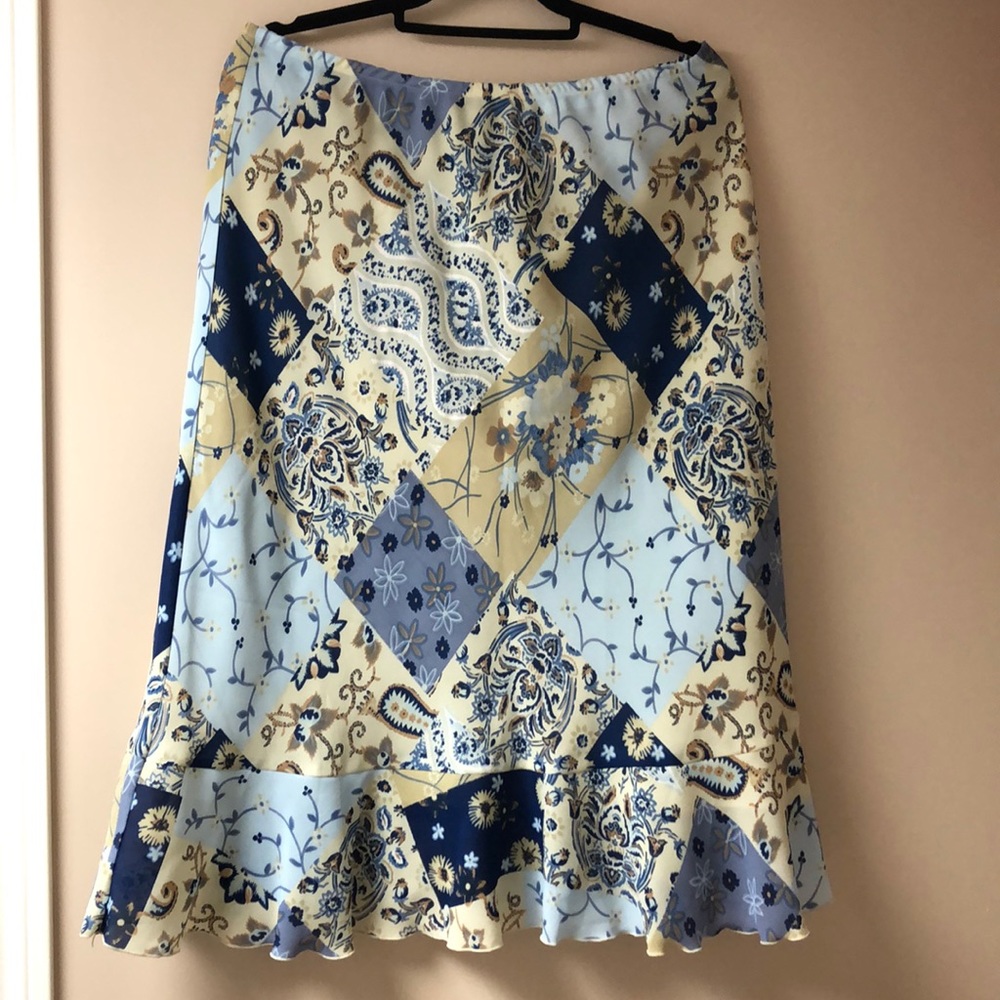Skirt - Picture 3 of 7
